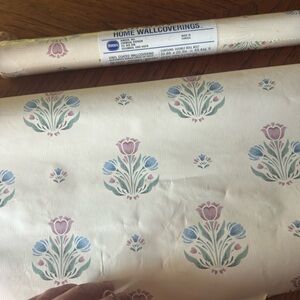 Floral Vinyl Wallpaper - Cream with Pink & Blue Motif